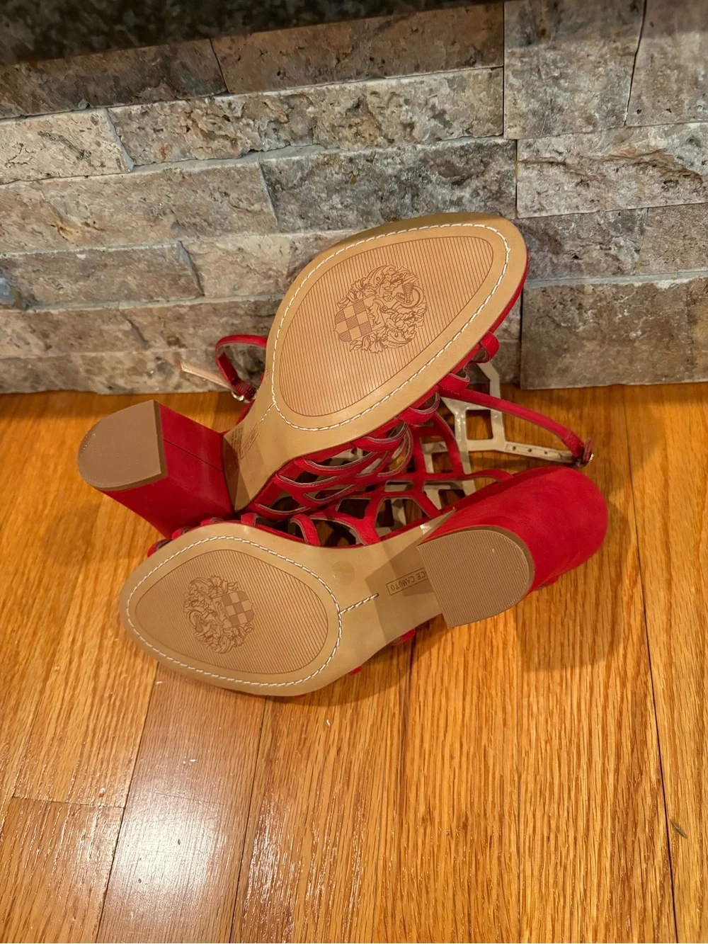 Vince Camuto brand new